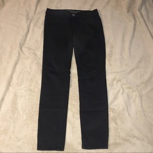 American Eagle Black Skinny Jeans!